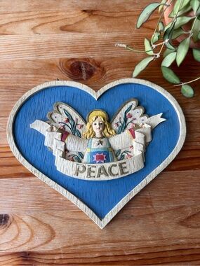 Vintage Heart-Shaped Angel "Peace" Wall Decor